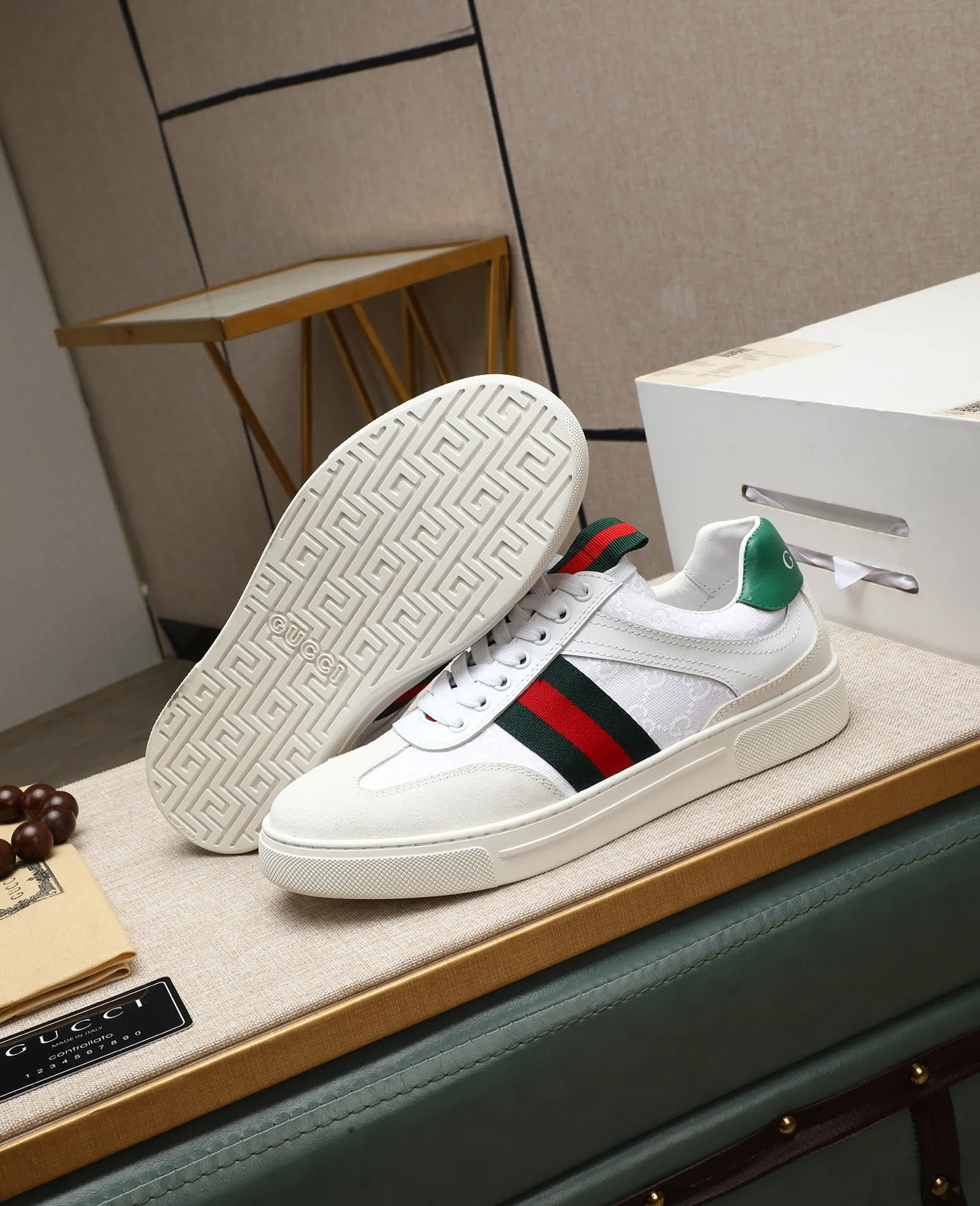 Men's men's shoes 💰440 GUCCI🔍🔍The latest model is on sale at the same time at the counter. Original calfskin imported from Italy, genuine leather lining, (high-end, noble, and classy) with exquisite workmanship. Sole: Original sole provided by the original factory, ⚠Exclusive double-layer movable molded sole super comfortable⚠, real shot 🎬The real thing is better🔍🔍"High quality·Follow the order" Code number 38-44